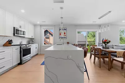 52 West Emerson St #6, Melrose, MA 02176 - Photo 5