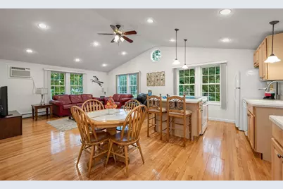 7 Draper Dr, Wilmington, MA 01887 - Photo 27