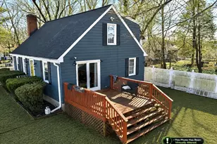 20 Washburn St, Attleboro, MA 02703 - Photo 1