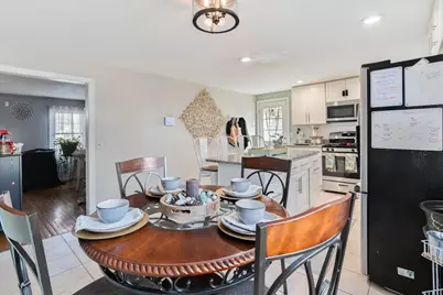 20 Washburn St, Attleboro, MA 02703 - Photo 5
