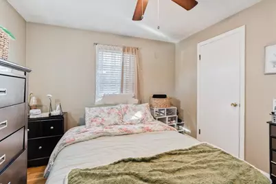 20 Washburn St, Attleboro, MA 02703 - Photo 13
