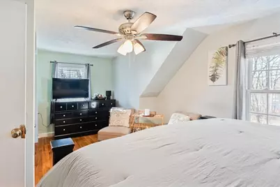 20 Washburn St, Attleboro, MA 02703 - Photo 11