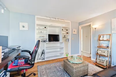 20 Washburn St, Attleboro, MA 02703 - Photo 9