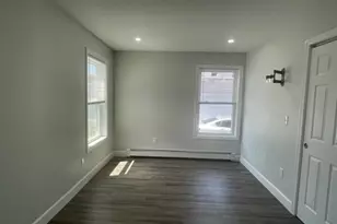 129 Pleasant St, Weymouth, MA 02190 - Photo 11