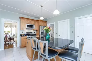 20 Beach St, Malden, MA 02148 - Photo 15