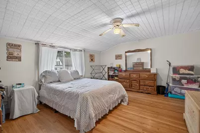 12 Hurd Ave, Saugus, MA 01906 - Photo 15