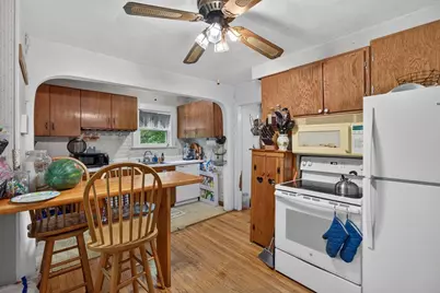 12 Hurd Ave, Saugus, MA 01906 - Photo 11