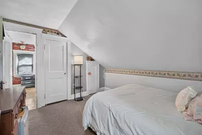 12 Hurd Ave, Saugus, MA 01906 - Photo 17