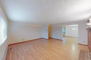 19 Ashmont Ave, Newton, MA 02458 - Photo 9