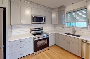 19 Ashmont Ave, Newton, MA 02458 - Photo 3