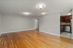 133 Beaconsfield Rd, Brookline, MA 02445 - Photo 11