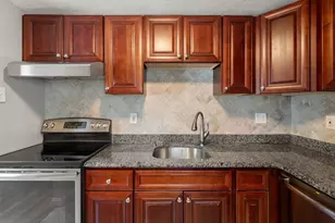 133 Beaconsfield Rd, Brookline, MA 02445 - Photo 3