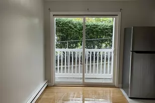 71 Edgeworth St, Worcester, MA 01605 - Photo 3