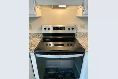 71 Edgeworth St #16, Worcester, MA 01605 - Photo 5