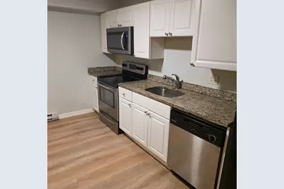 4 Michelangelo St #1, Boston, MA 02113 - Photo 3