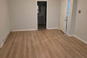 4 Michelangelo St, Boston, MA 02113 - Photo 5