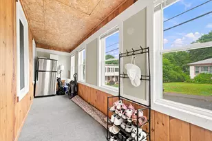 38 Belmont St, Fitchburg, MA 01420 - Photo 13