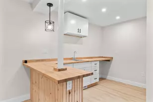 57 Windsor St, Everett, MA 02149 - Photo 21