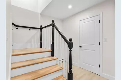 57 Windsor St, Everett, MA 02149 - Photo 17