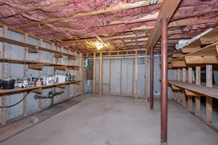 48 Cannington St, Lowell, MA 01854 - Photo 31