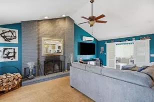 55 New Caster Dr, Lowell, MA 01854 - Photo 5