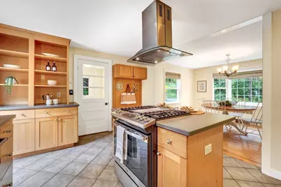 200 South Rd, Bedford, MA 01730 - Photo 3