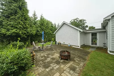 6 Gordon Street, Wareham, MA 02571 - Photo 5