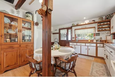 61 Houlton Street, Swansea, MA 02777 - Photo 9