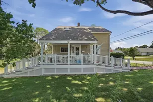 61 Houlton St, Swansea, MA 02777 - Photo 1
