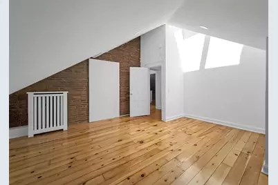 100 Chestnut Avenue #3, Boston, MA 02130 - Photo 9