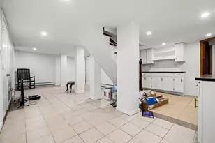 952 Bridge St, Lowell, MA 01850 - Photo 11