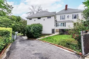 952 Bridge St, Lowell, MA 01850 - Photo 3