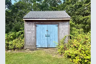8 Pip'n Circle, Edgartown, MA 02539 - Photo 15