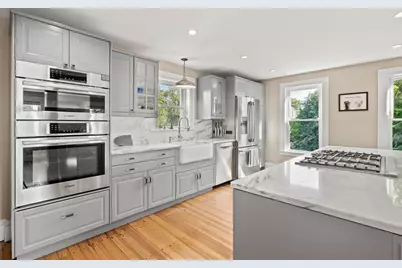 93 Albatross Rd, Quincy, MA 02169 - Photo 3