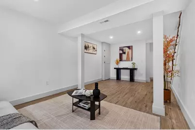 8 Bartlett St, Peabody, MA 01960 - Photo 29