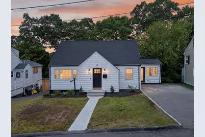 8 Bartlett St, Peabody, MA 01960 - Photo 1