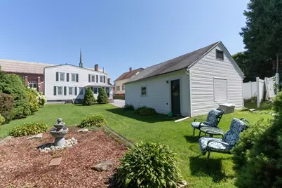 6 Maynard St, Webster, MA 01570 - Photo 37