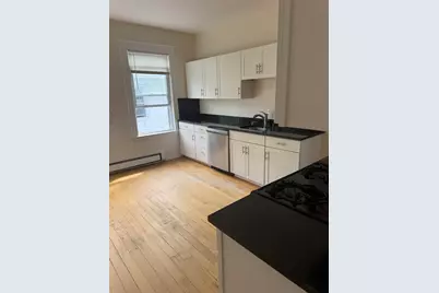 60-62 Warren Ave #2, Milton, MA 02186 - Photo 3