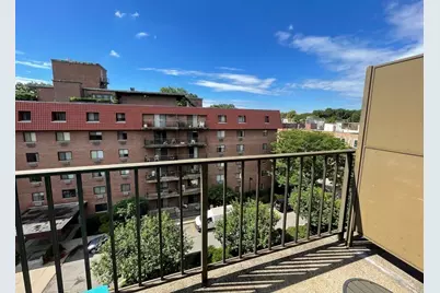 135 Pleasant St #601, Brookline, MA 02446 - Photo 7