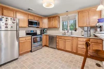 6 Deerfield Court #6, Grafton, MA 01519 - Photo 5