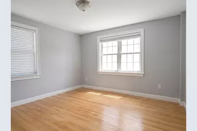 109 Farwell St #109, Newton, MA 02460 - Photo 11