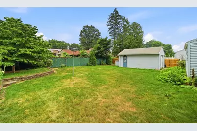 23 Steuben St, Springfield, MA 01151 - Photo 27