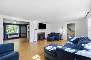 63 Spruce St, Westfield, MA 01085 - Photo 11