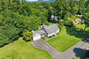 63 Spruce St, Westfield, MA 01085 - Photo 3