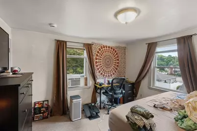 22 Stanbro St, Boston, MA 02136 - Photo 9