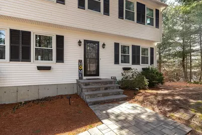29 Trifiro Rd, Billerica, MA 01821 - Photo 3