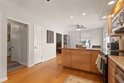 29 Trifiro Rd, Billerica, MA 01821 - Photo 25