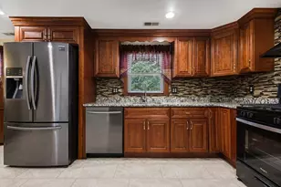 73 Lanark Rd, Malden, MA 02148 - Photo 3