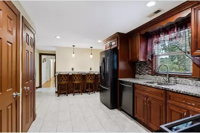 73 Lanark Rd, Malden, MA 02148 - Photo 5