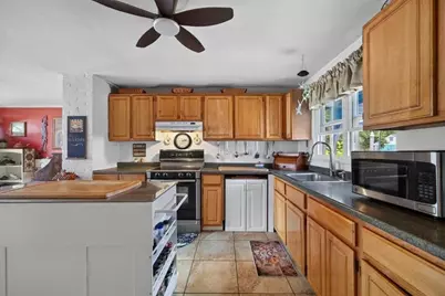 52 Boyle Rd, Brockton, MA 02302 - Photo 11